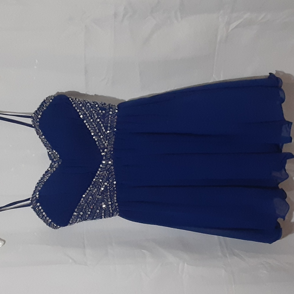 FINAL PRICE - B. Smart Dress